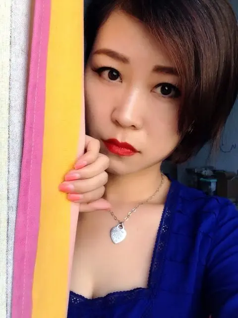 ╰寻找✦莉莉安的主播照片