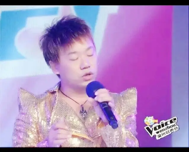 原唱歌手易少俊的主播照片
