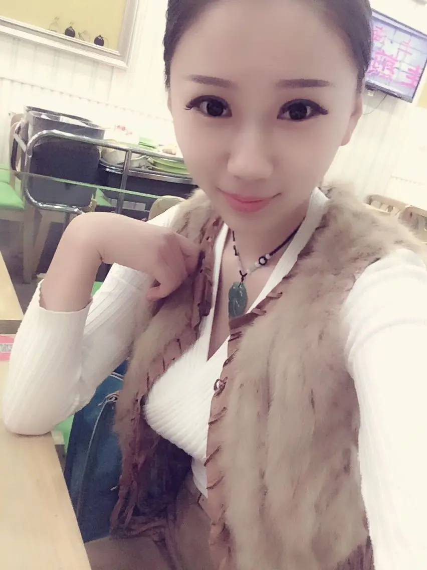 シ小雨丶Jenny的主播照片
