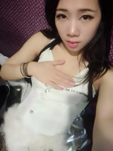 妖精づ是神经病的主播照片