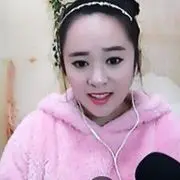 清新乐乐海报