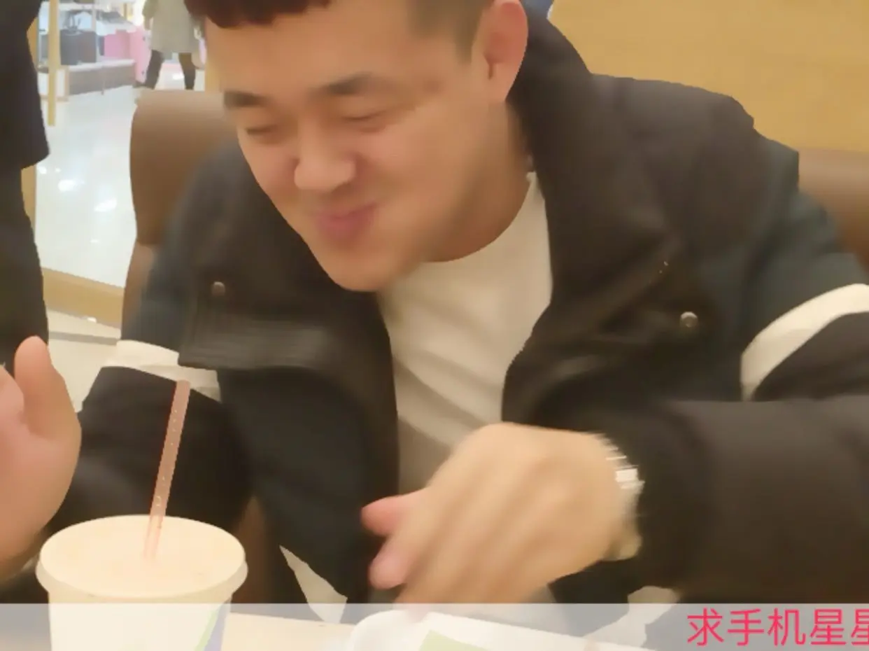 纪小纪万事如意的主播照片