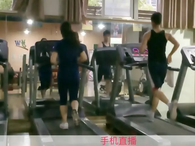 果..果的主播照片