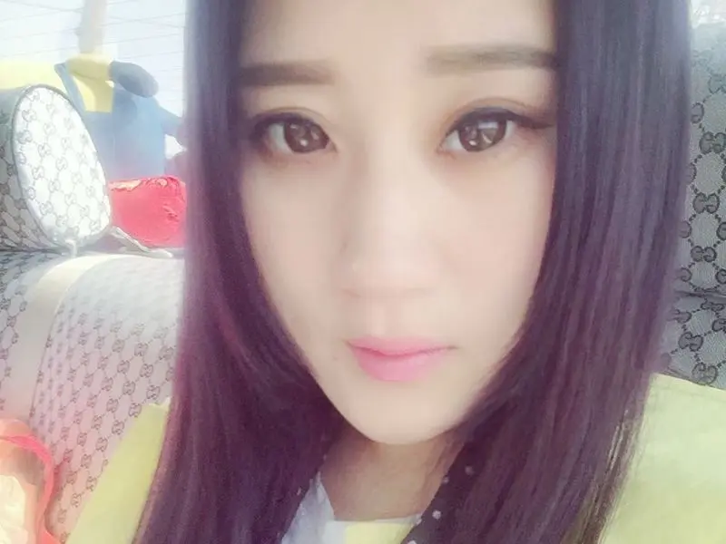 ✿．小小小筱一的主播海报