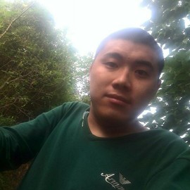 娱家正能量歌手子康主播照片