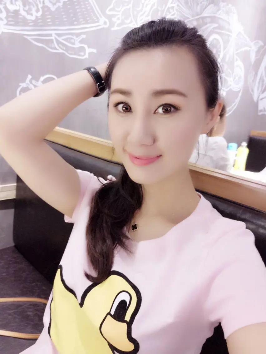 ︶￣曲美骄阳❤的主播照片