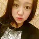 笨笨，笑容呆傻@
