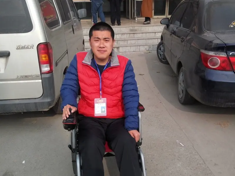 娱家正能量歌手子康的主播海报