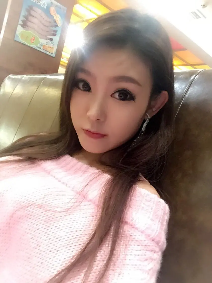 SQ：柔兒的主播照片
