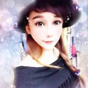 烟熏妆！