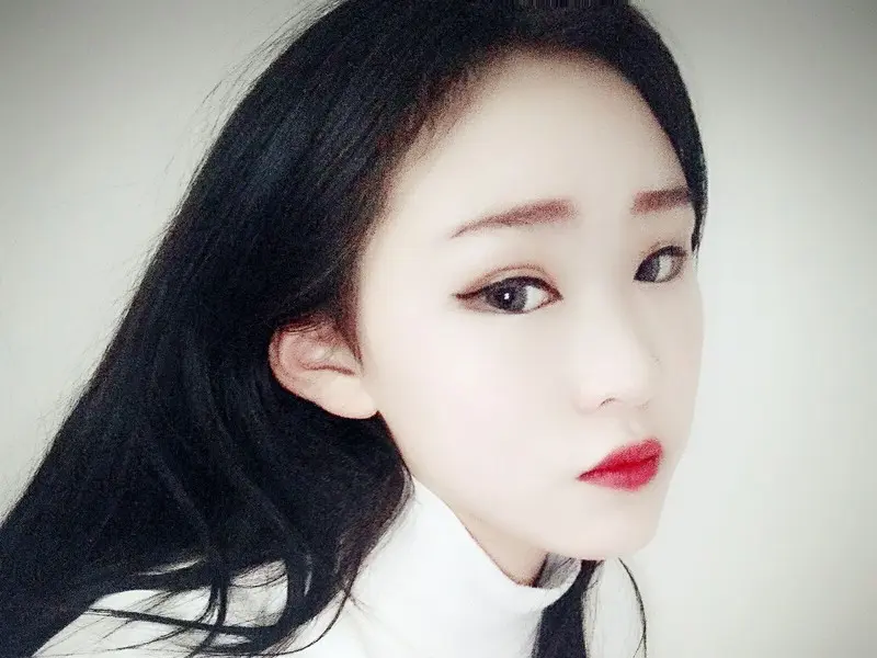 天依酱求升冠的主播海报