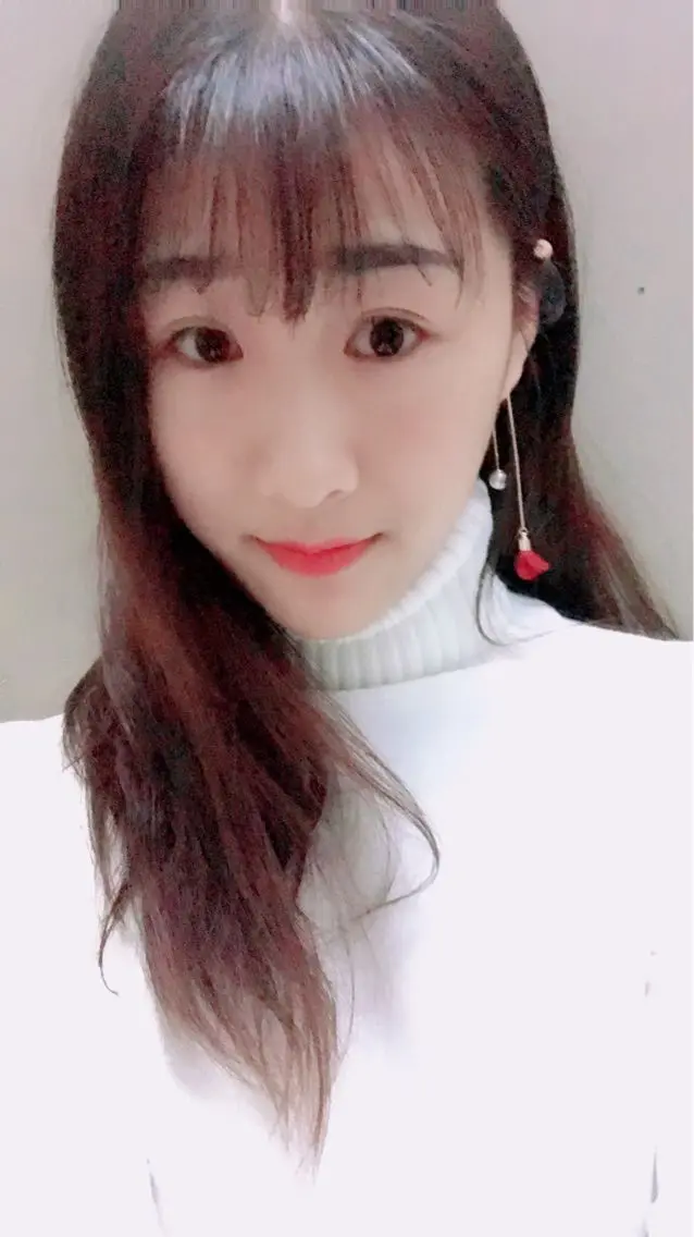 35323❥果果╰╯的主播照片
