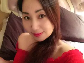 猛虎上身的主播照片