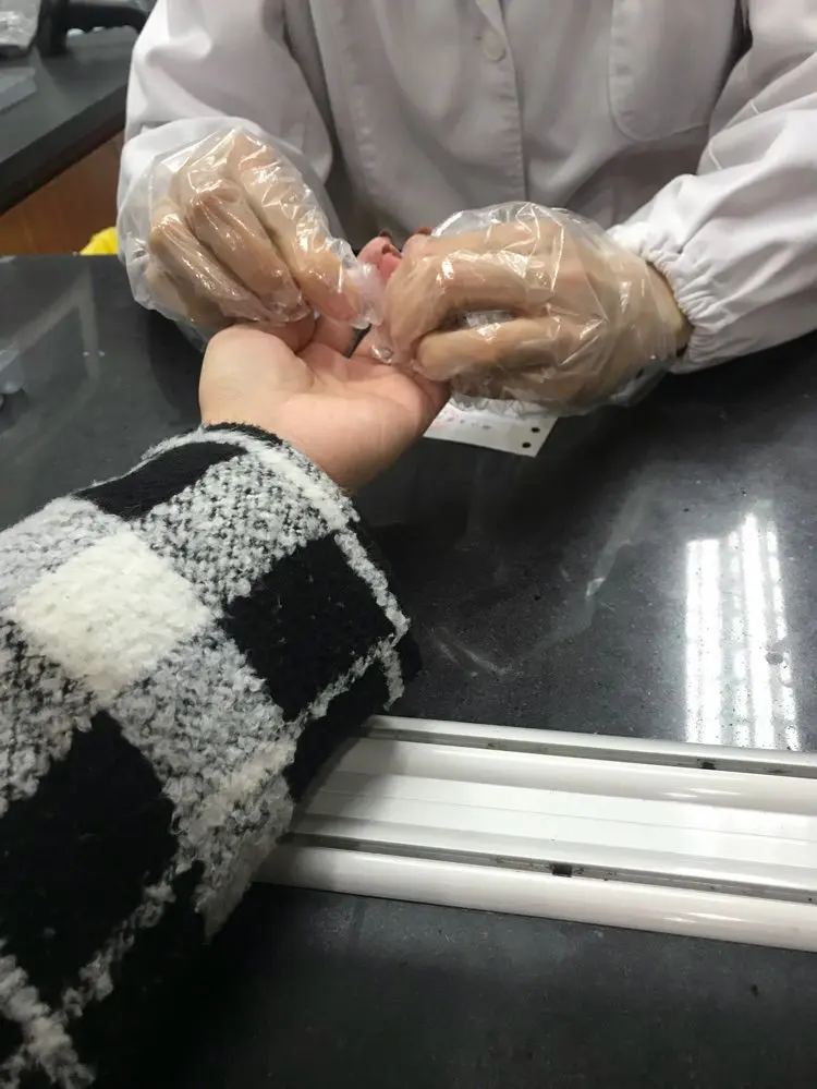 芳小妹！的主播照片