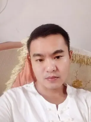 丁～子的主播照片