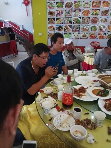 边疆老农的主播照片