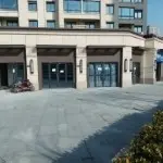 安静地听歌！
