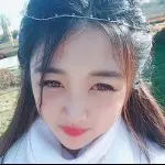 梦然一人走
