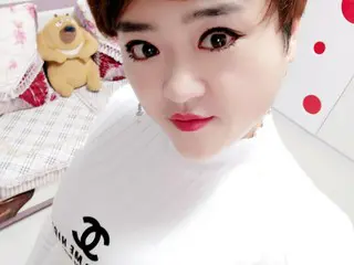 --秋风落叶--的主播照片
