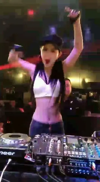 中场嗨爆