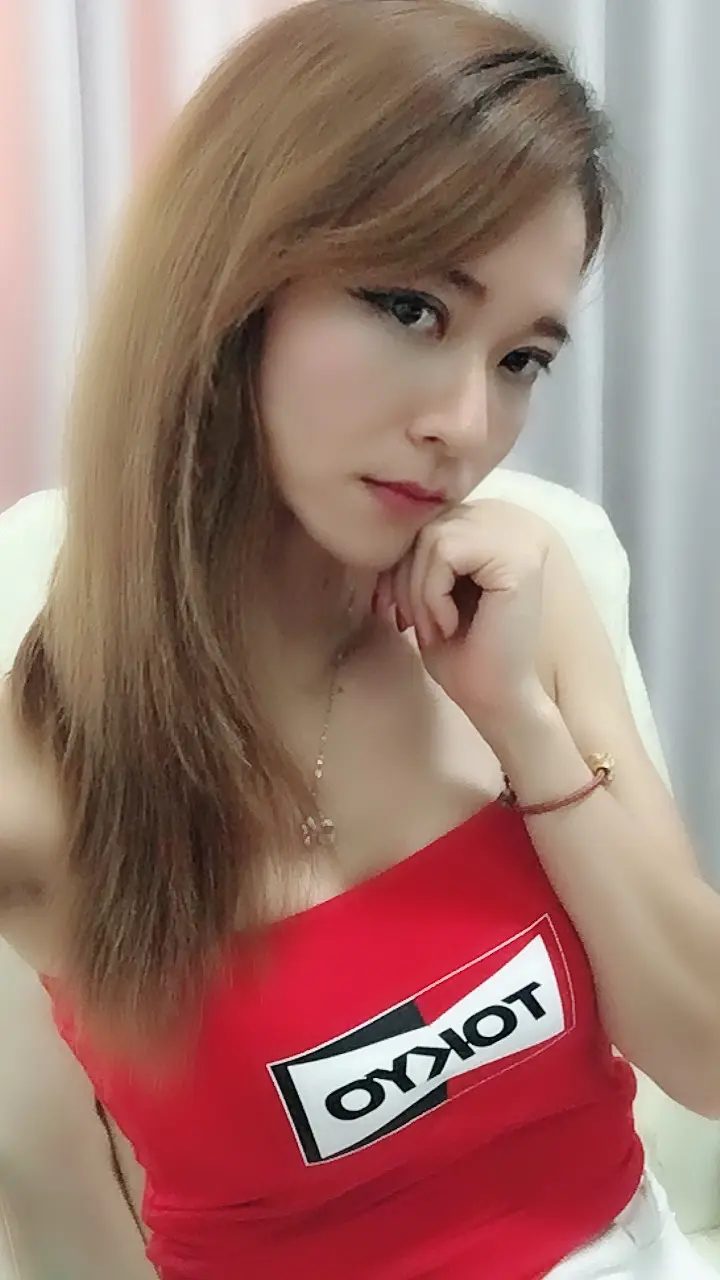 祺宝77的主播照片