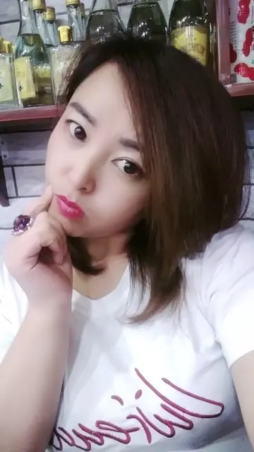 晴果果的主播照片