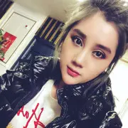 晶晶么，