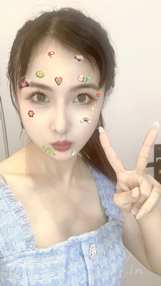 零零在学校隔离中😢的主播照片