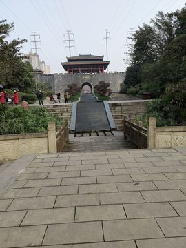 凑美没人爱的图片