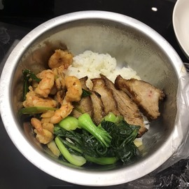 🌻小七（安静唱歌）的图片