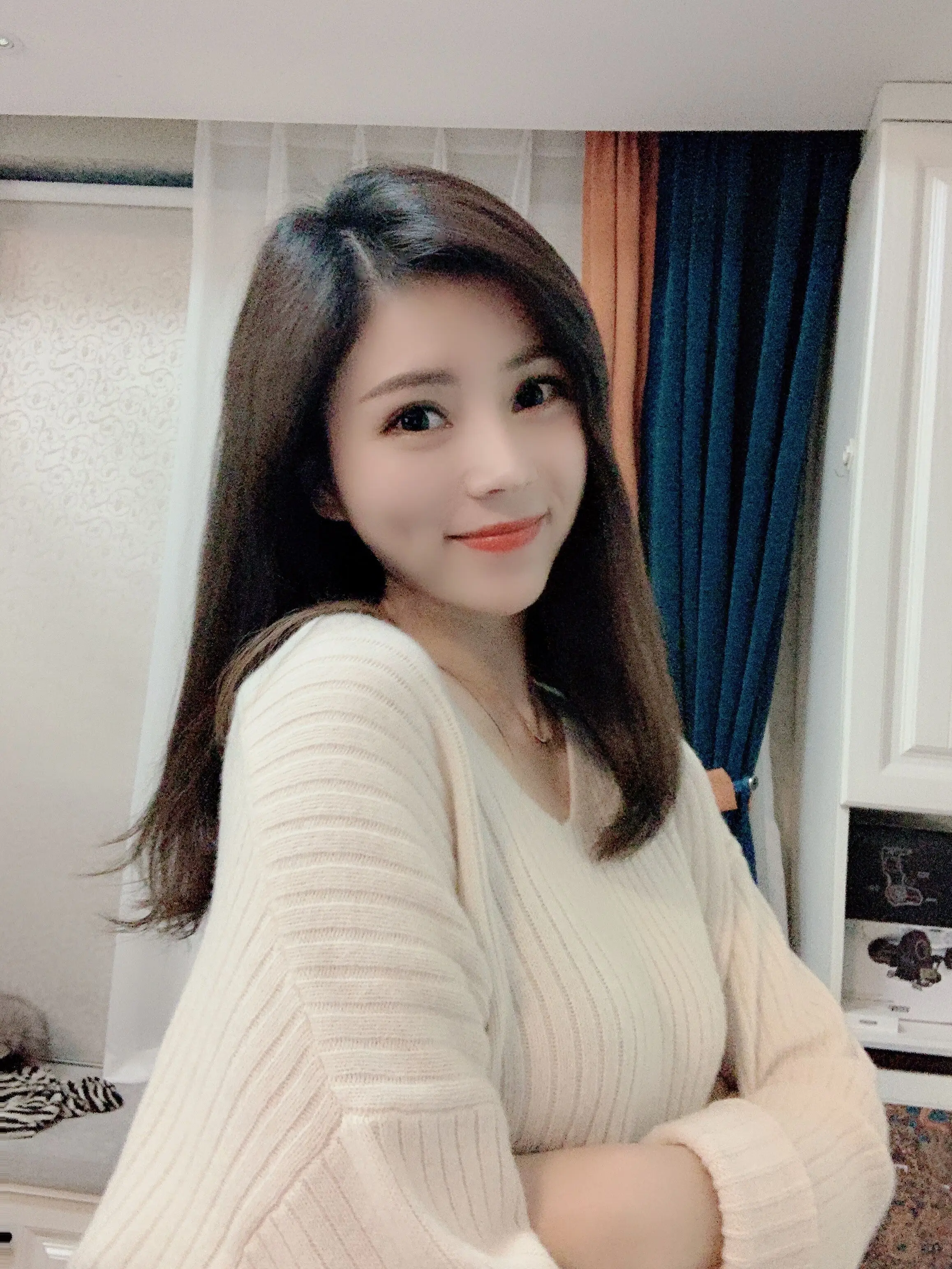 东方❤莎莎☂休的主播照片