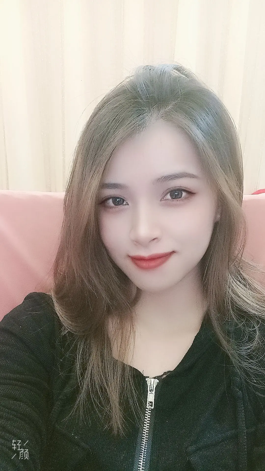 萌萌不圆深夜话聊的主播照片