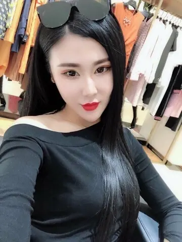 有你在才完美的图片