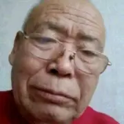 张大爷（有退休金）
