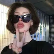 新人小心心