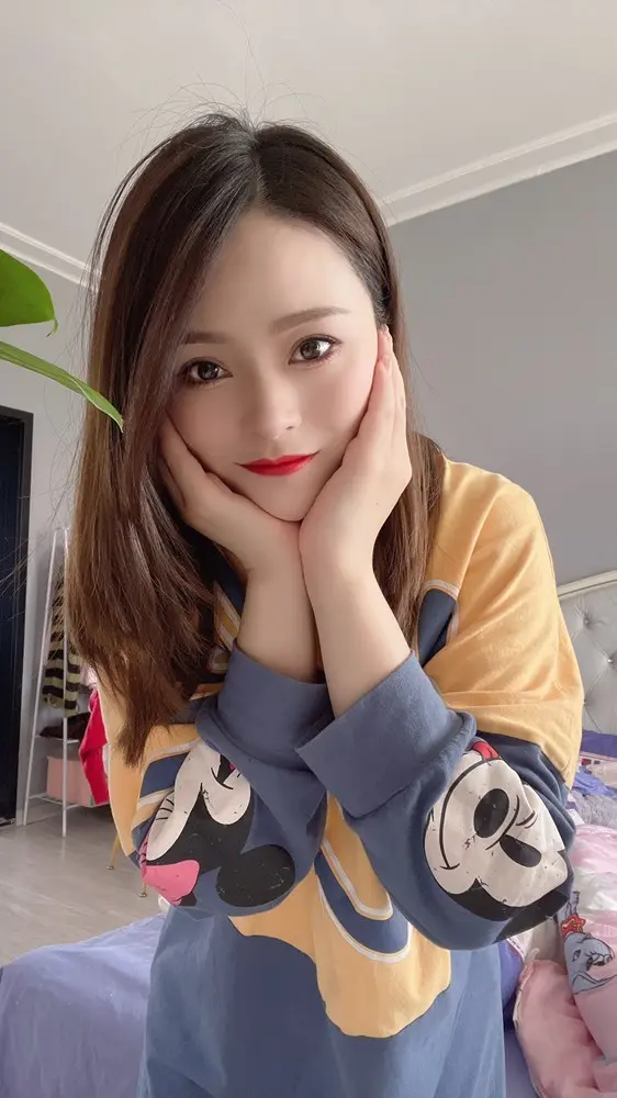 晓晓❥(会唱歌)的主播照片