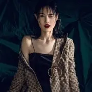 花花的师姐