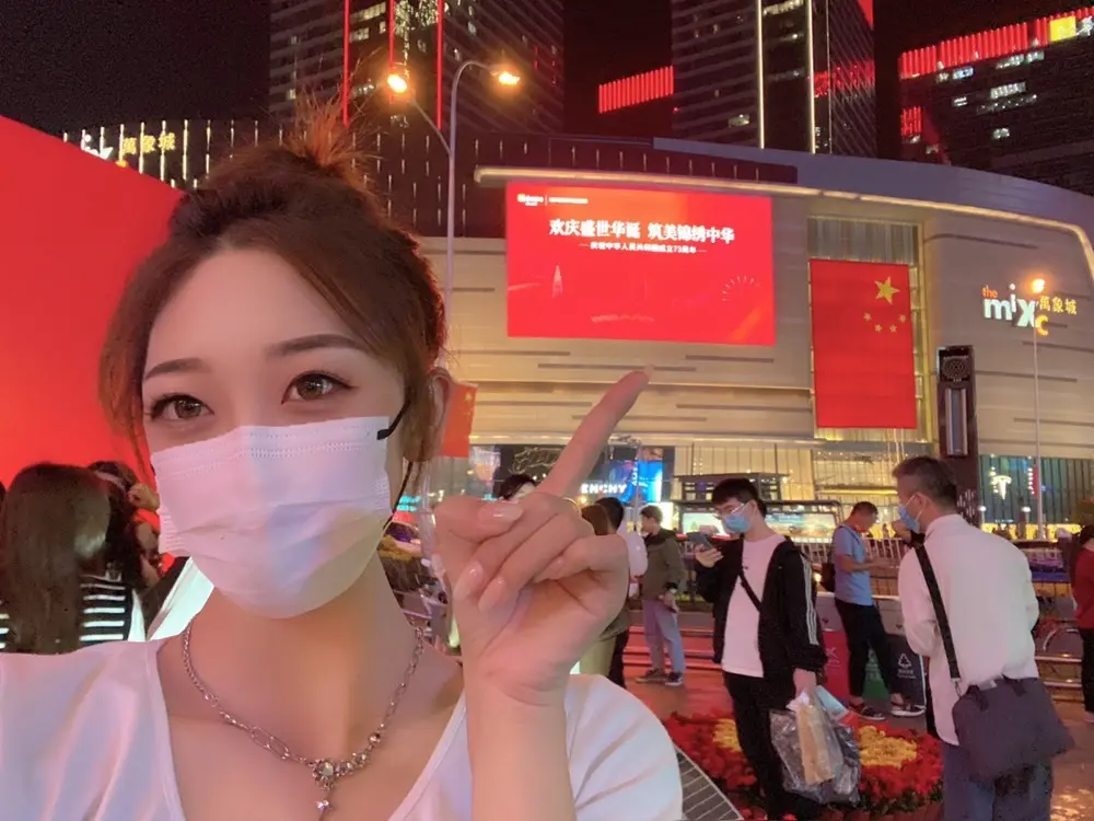 佩琪阳着呢~的主播照片