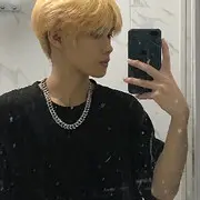 某手四岁星的用户头像