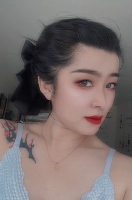 小雅ღ金牌代理丶➹的图片