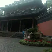云里雾里，繁花似锦