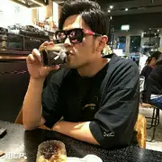 杰伦，，，，，，，，的用户头像