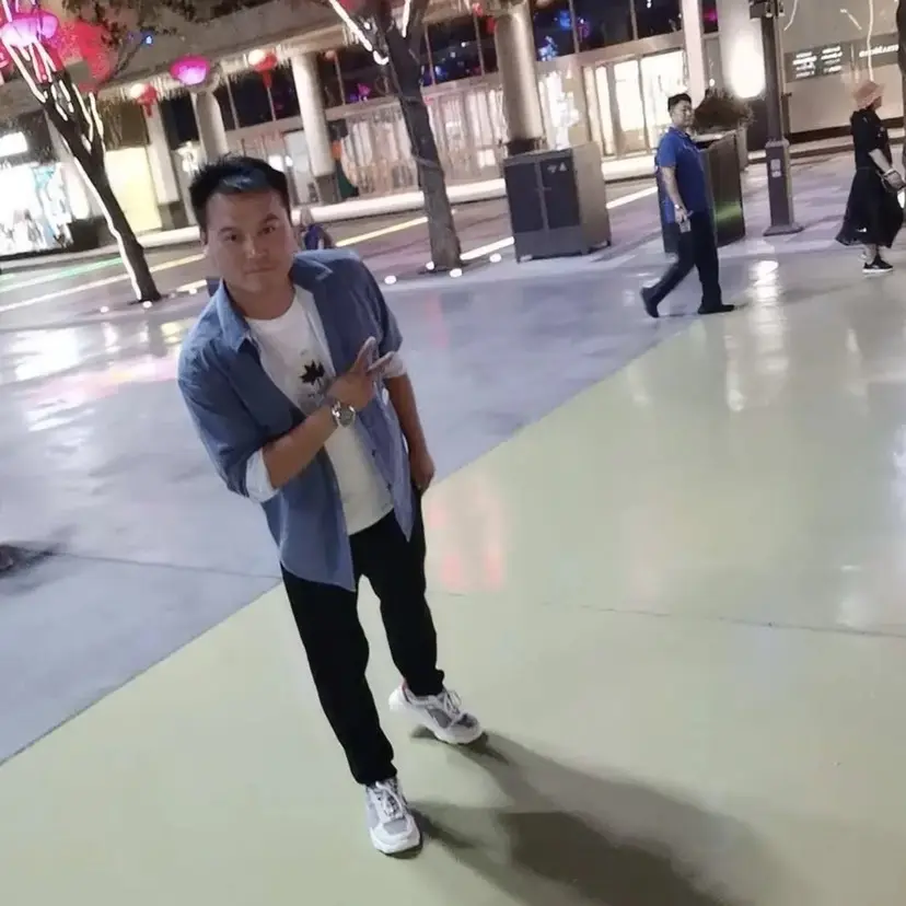 😂挚爱小火柴😂主播图片