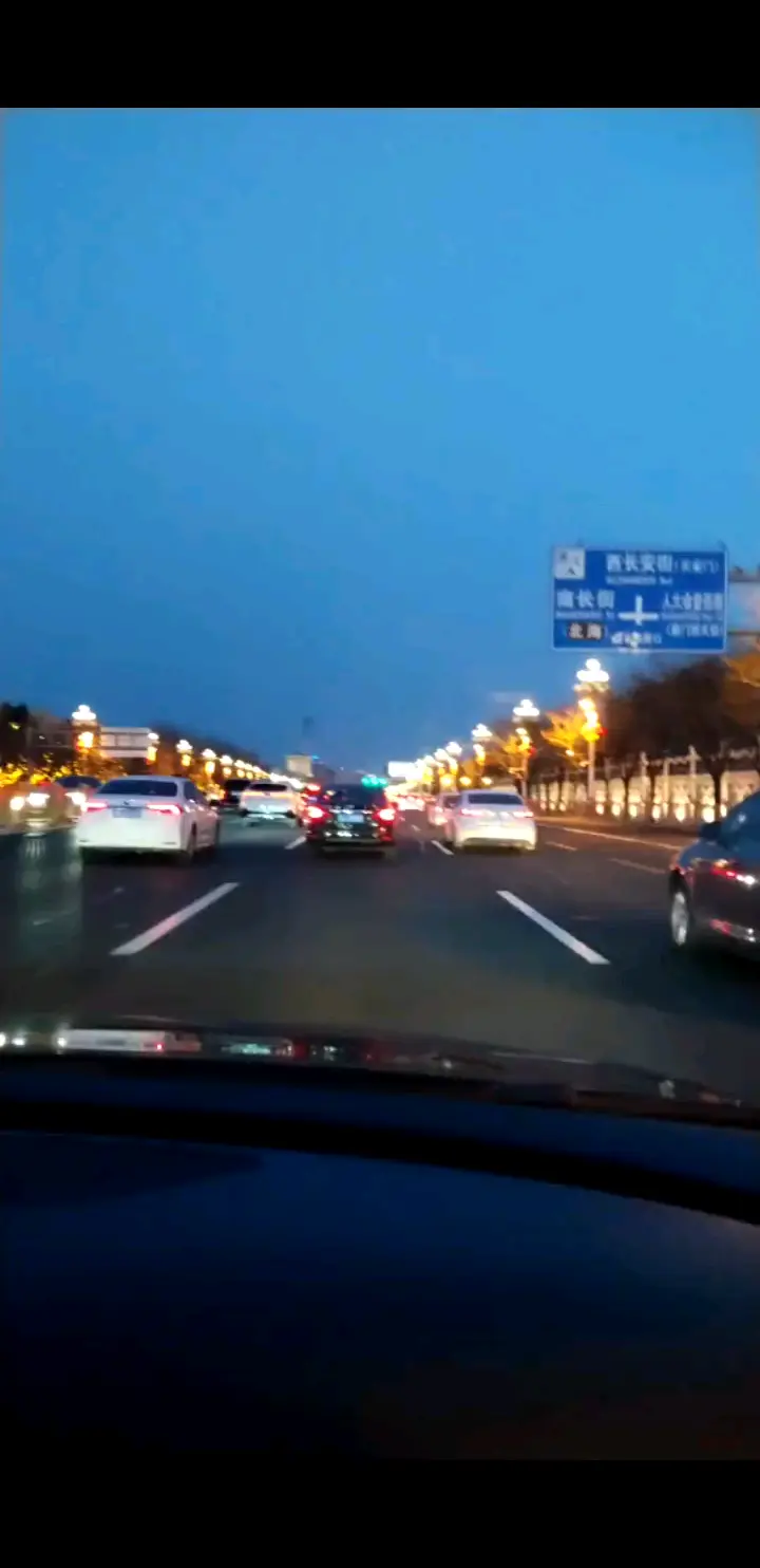 ૮ ºﻌºა站岗