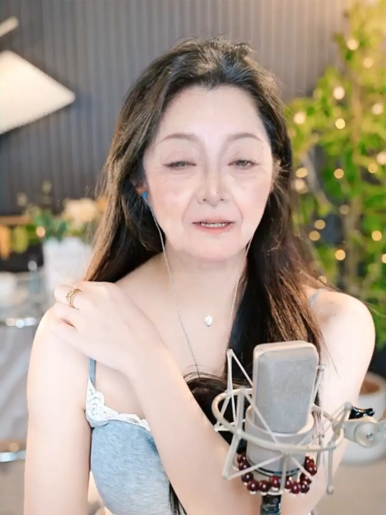 ⚡️小黑粉⚡️主播图片