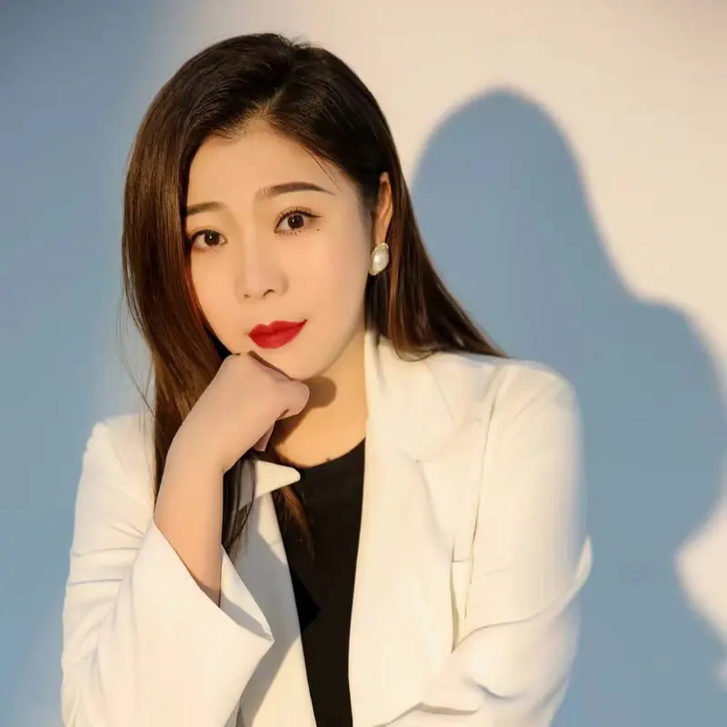 可乐乐吖♡的主播海报