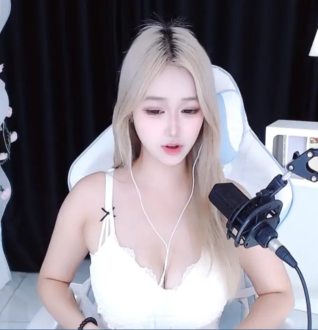 水寒@的图片