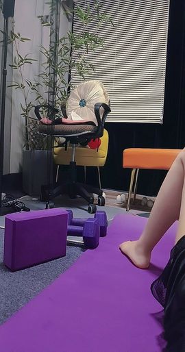ღ娜娜ぃ安静唱歌🍀的图片
