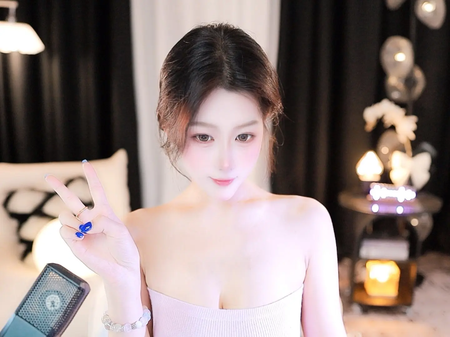 萝卜屿主播图片