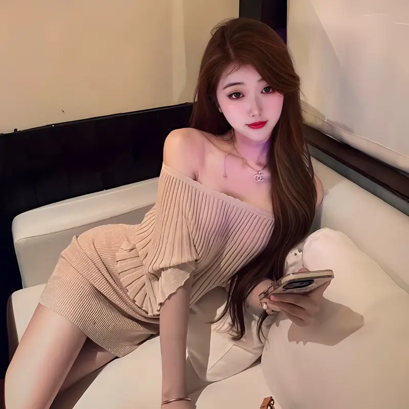 瘦瘦酱暂休的主播海报